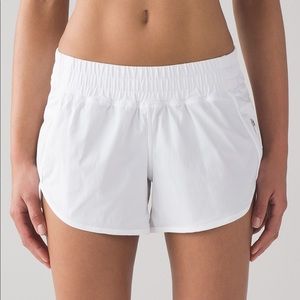 Lululemon tracker short 4”
